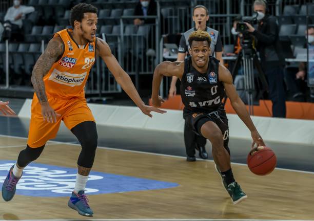 大坂定律 大坂定律