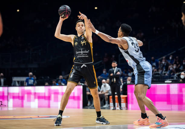 不仅证明了 不仅证明了