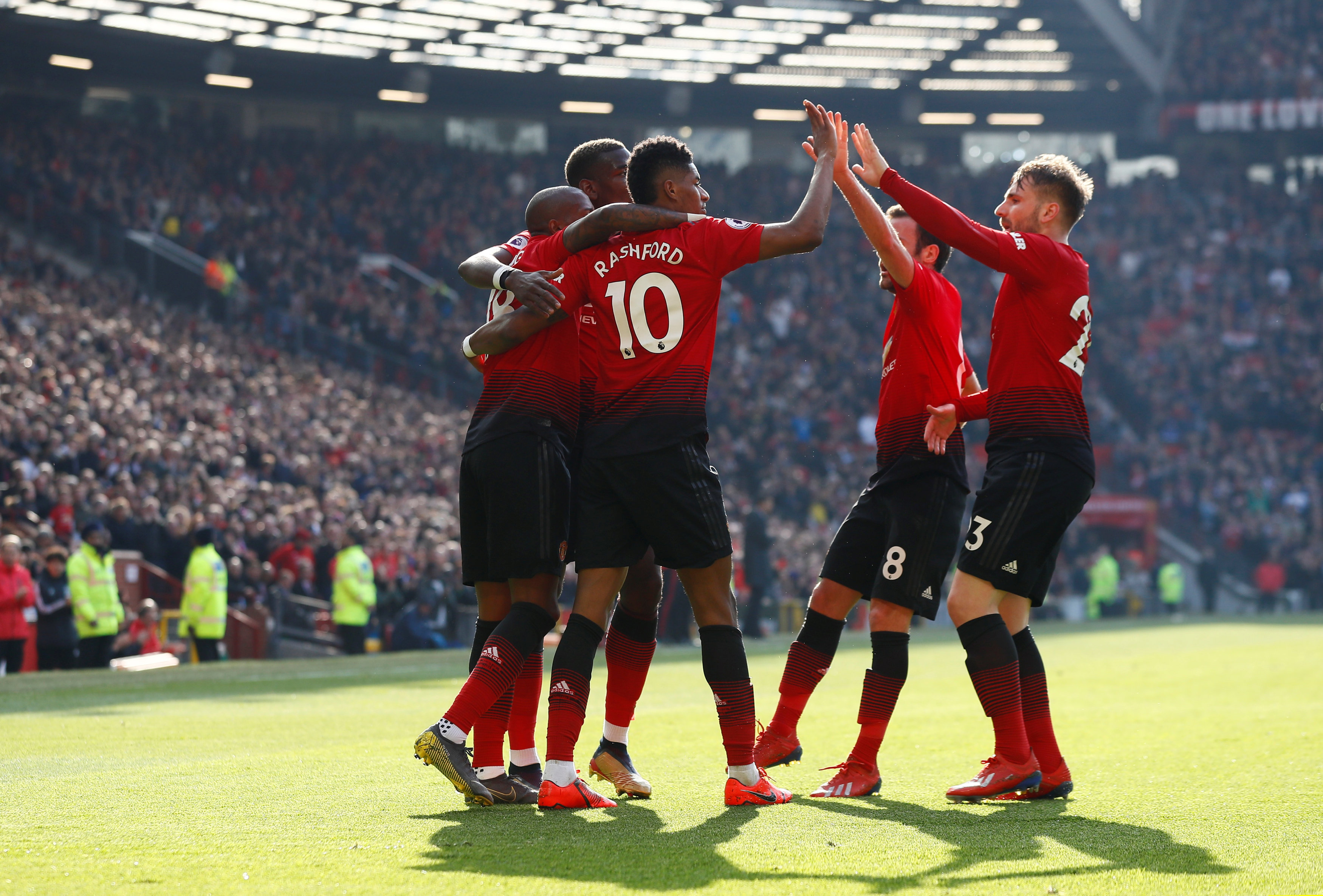 队逆袭的突 队逆袭的突