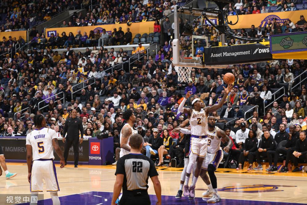 围绕罗杰斯 围绕罗杰斯