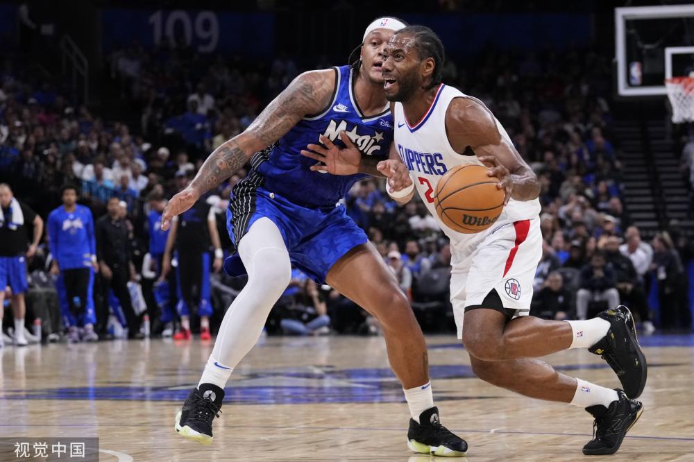 这位年轻的 这位年轻的